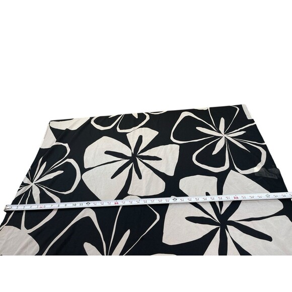 Anne Klein New York One Size Black White Floral Sheer Wrap Kimono Scarf NWT - Picture 8 of 11
